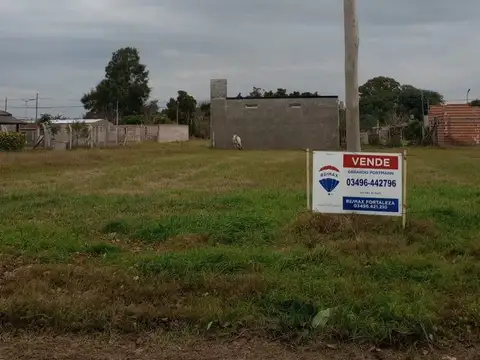 Terreno en Venta en Cavour, USD 13.000