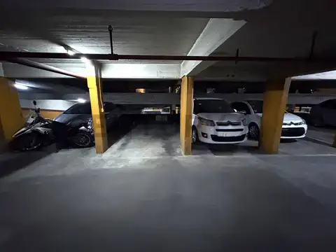 Avenida San Martín 5700, Piso 0