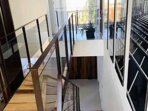 Casa en Venta en Quilmes, USD 640.000