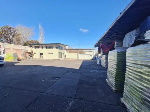 141 entre 44 y 45 600