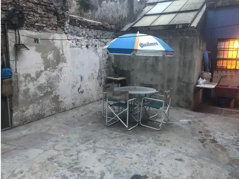 Depto Tipo Casa 2 ambientes con 1 baño