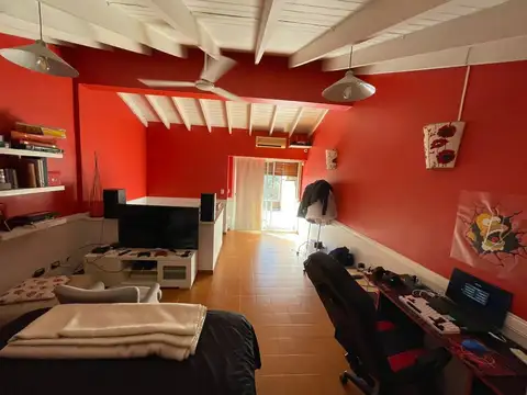 Encantador Dúplex - Villa Urquiza a metros Belgrano R. Excelente estado