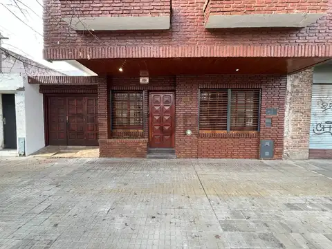 Casa en Venta cerca del parque San Martin 390 mts | Calle 50 E/ 22 Y 23 | La Plata