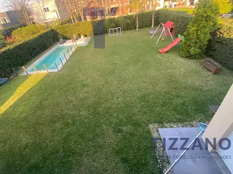 Casa en Alquiler de 4 dormitorios