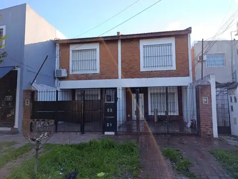 ALQUILER: DUPLEX 3 AMBIENTES CON ENTRADA DE AUTO - LOMA HERMOSA