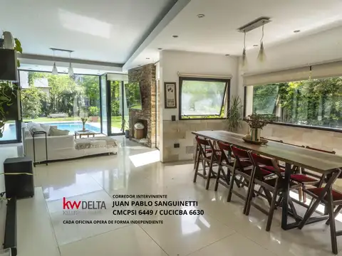 Casa 8 ambientes con 4 baños