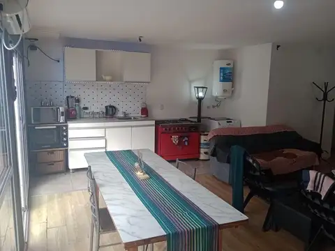 Depto Tipo Casa 3 ambientes con 1 baño