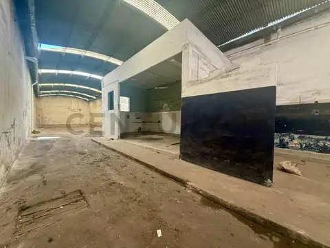 Alquiler Galpón / Depósito en La Paternal