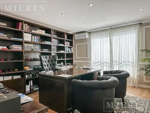 Casa 8 ambientes con 6 baños