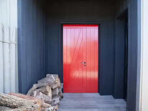 Casa en Venta con 4 cocheras