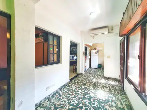 Depto Tipo Casa en Venta en Valentin Alsina, USD 79.000