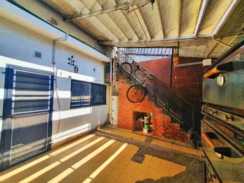 Depto Tipo Casa en Venta de 4 ambientes