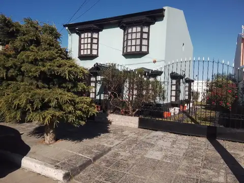 CASAS - CASA - TRUCHA, RÍO GRANDE
