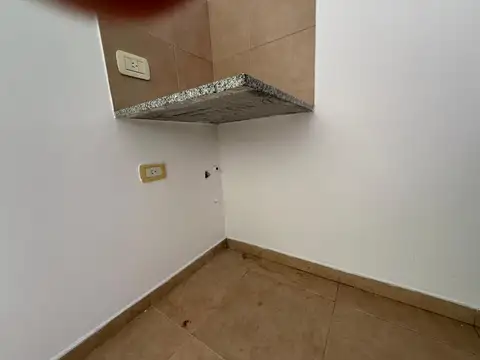 Departamento en Venta en Plaza Juan Domingo Perón, USD 75.000