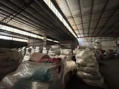 Excelente Deposito en Alquiler en Malvinas Argentinas