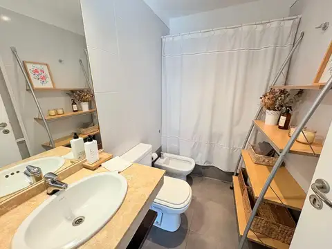 Departamento en Alquiler con 2 cocheras