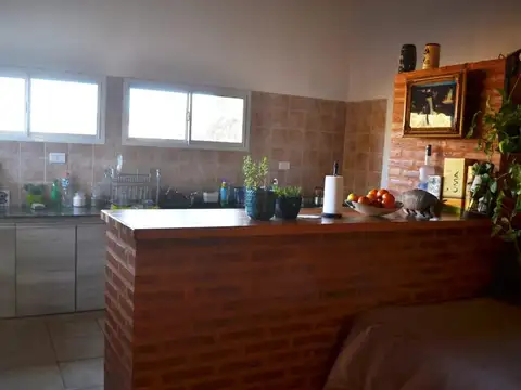 Casa 3 ambientes con 2 baños