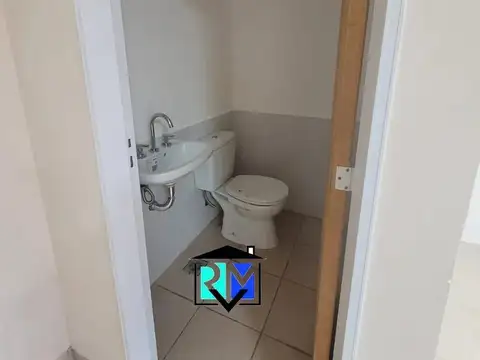 Excelente local comercial a estrenar