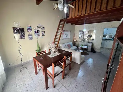 Casa en Venta en El Palomar, USD 138.000