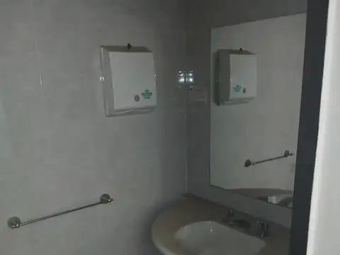 Oficina en alquiler - Piso - San Nicolás