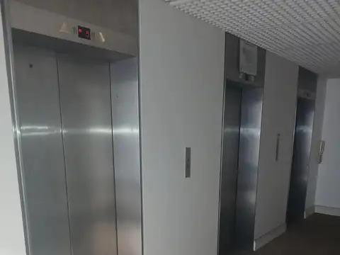 Oficina en Alquiler en San Nicolás, USD 1.500