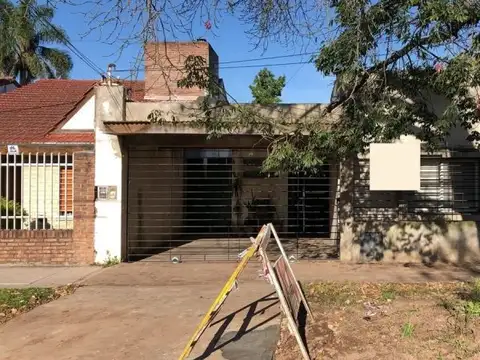 Casa - Venta - Argentina, San Miguel - Belgrano 400