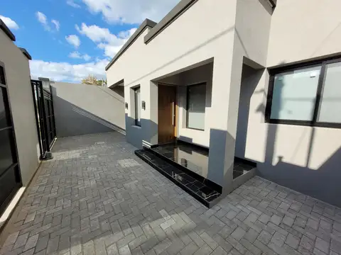 Petion Chico Lote 102