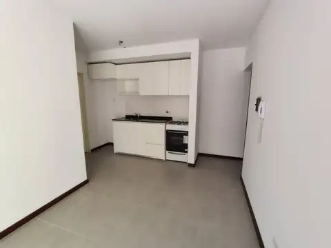 Ovidio Lagos 672 , Piso 1