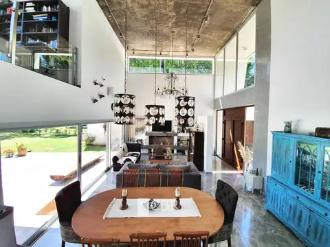 Casa en Venta 1 año