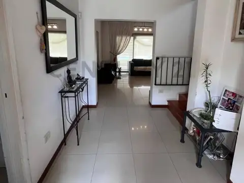 Pablo Lamberti 11301100, Piso 0