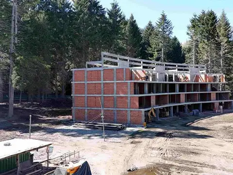 Ruta Provincial 82 y Calle Monumento Natural Bosque Petrificado