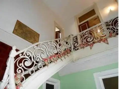 Depto Tipo Casa 7 ambientes con 2 baños