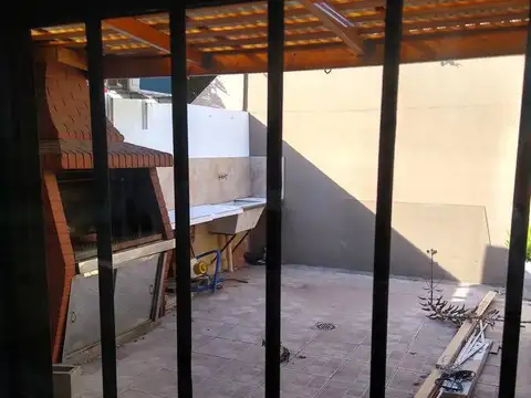 Depto Tipo Casa en Venta de 3 dormitorios