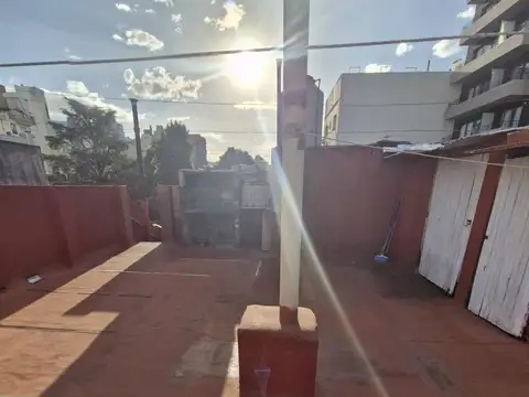 Departamento tipo casa en venta en Almagro Sur CON TERRAZA PROPIA MUCHO SOL!