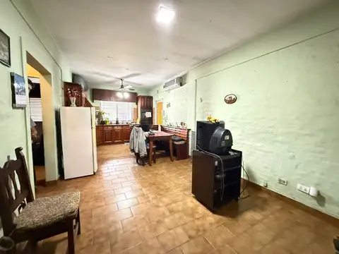 Casa 4 ambientes con 3 baños