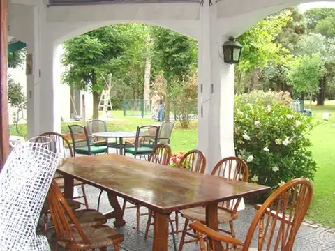 Casa en Venta en El Ombu, USD 215.000