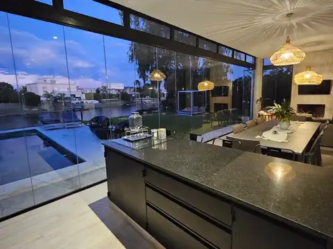 Alquiler Temporal Casa al Agua en Los Alisos