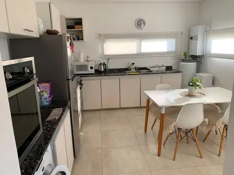 Casa en Alquiler Temporal en Medal Country club, USD 4.000