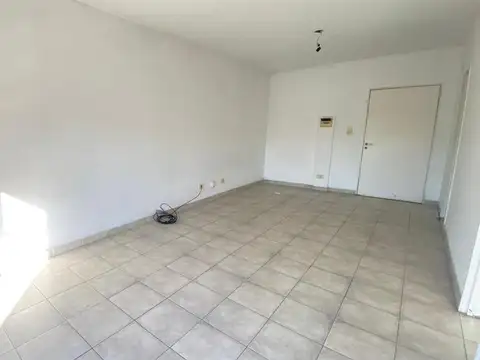 Departamento en Alquiler en Boca, $ 500.000