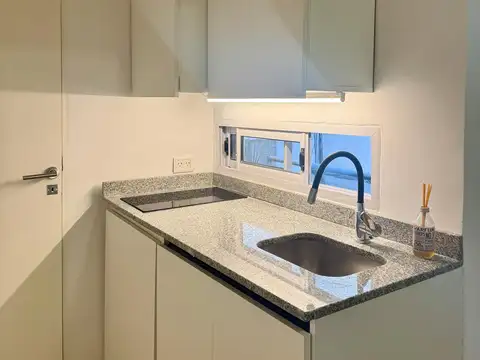 Avenida Olleros 1700, Piso 8