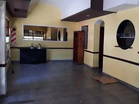 Tres Arroyos al 2800 Flores CABA