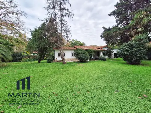 Casa  quinta en  Barrio Parque San Ignacio
