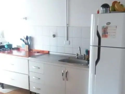 Casa 5 ambientes con 1 baño