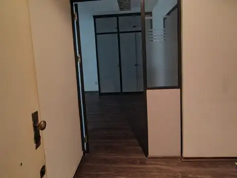 Oficina en Venta 65 años