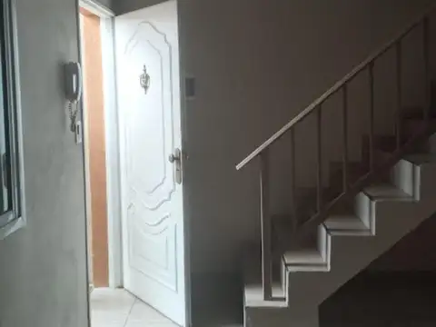 Casa en Alquiler en Zarate, $ 900.000