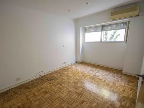 Oficina en Venta al Noreste