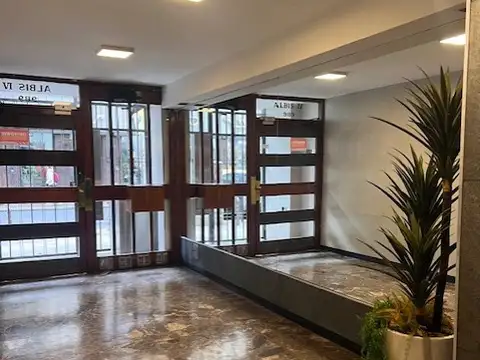 Departamento 5 ambientes con 2 baños