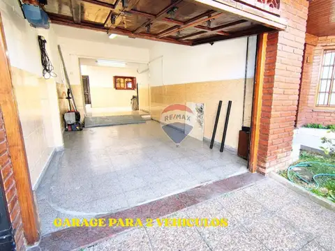 VENTA CASA 6 AMB. QUILMES QUINCHO PILETA GARAGE
