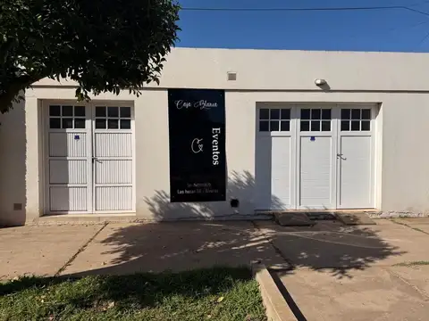 Alquiler   casa dos dormitorios  con patio Alvear