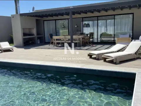 Casa en Venta de 4 dormitorios